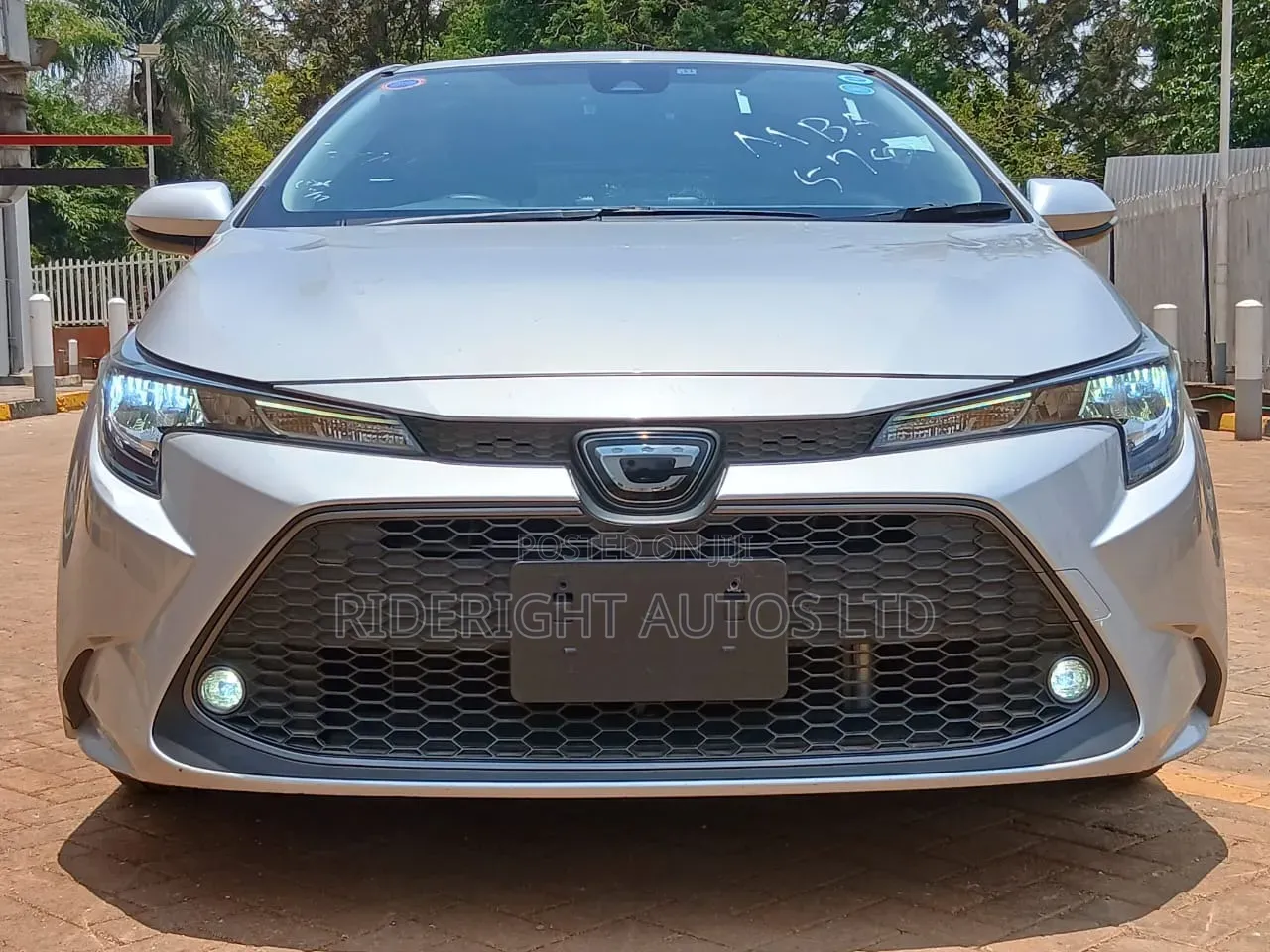 Toyota Corolla 2018 Silver
