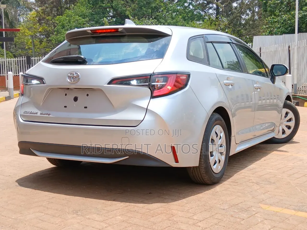 Toyota Corolla 2018 Silver