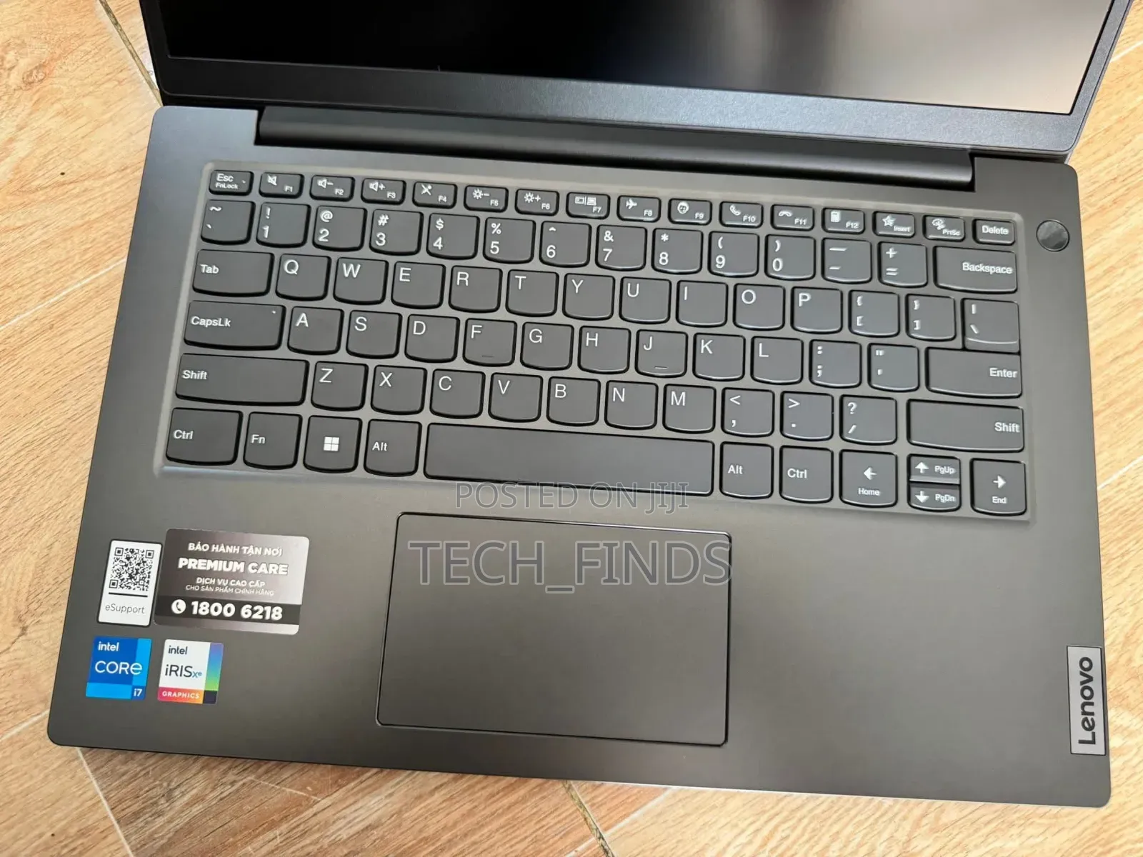 New Laptop Lenovo V14 G4 IRU 8GB Intel Core i7 SSD 512GB