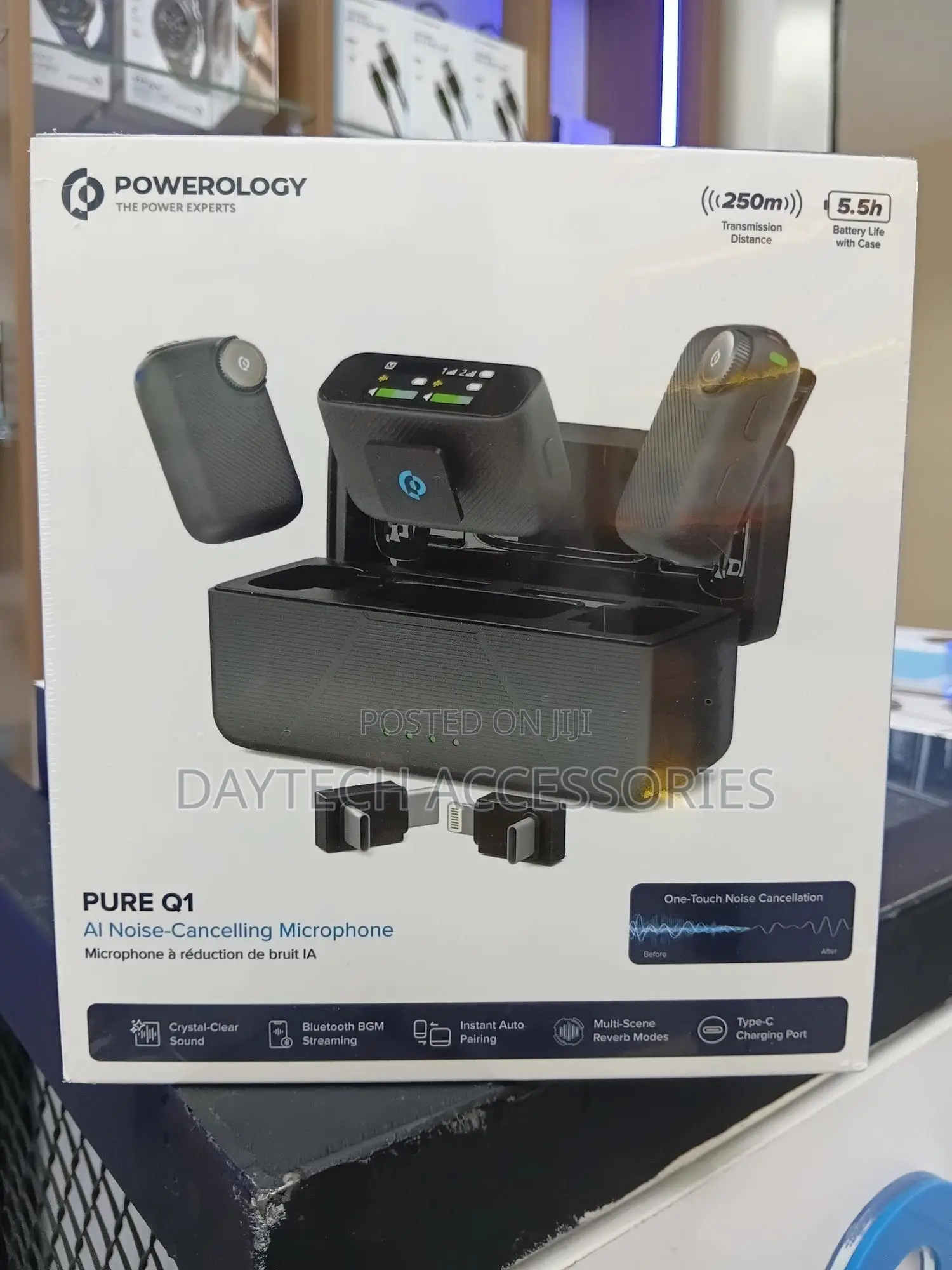 The Powerology Pure Q1 Ai Noise-Cancelling Microphone.