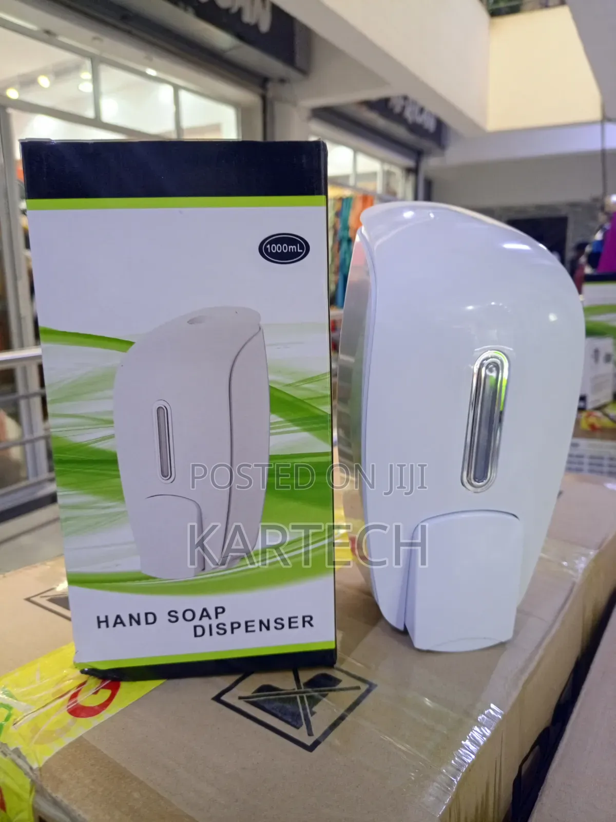 Manual Wall-Mounted Liquid Soap Dispenser, 1000ml