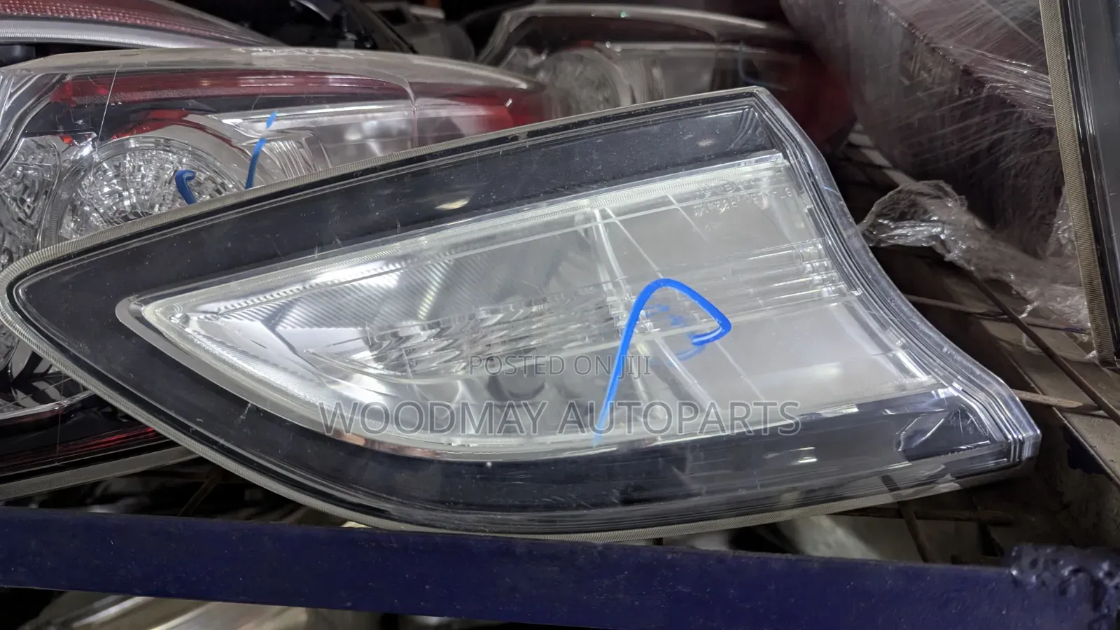 Mazda Axela Boot Lights