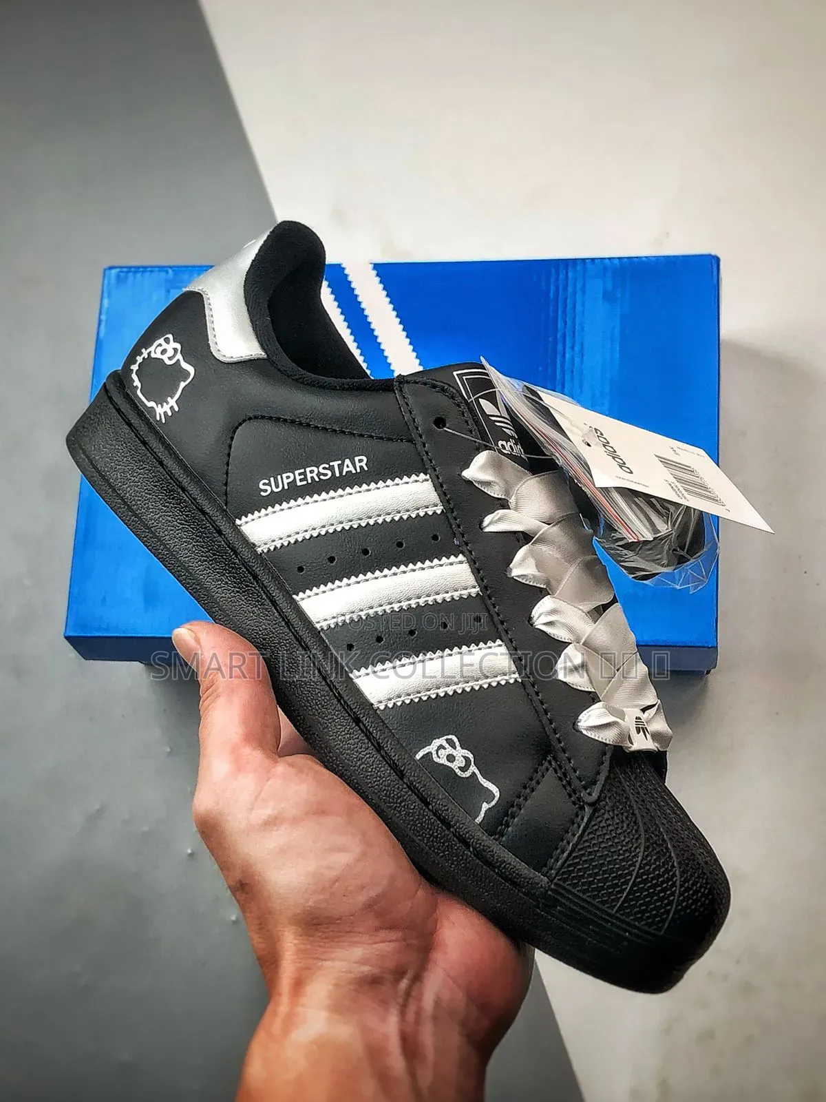 Adidas Superstar “Kitty Black “