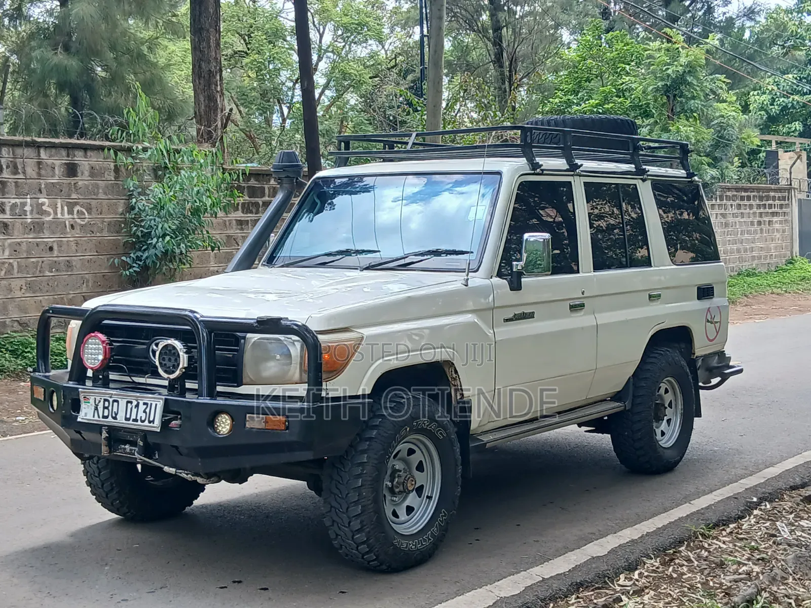 Toyota Land Cruiser 2012 White
