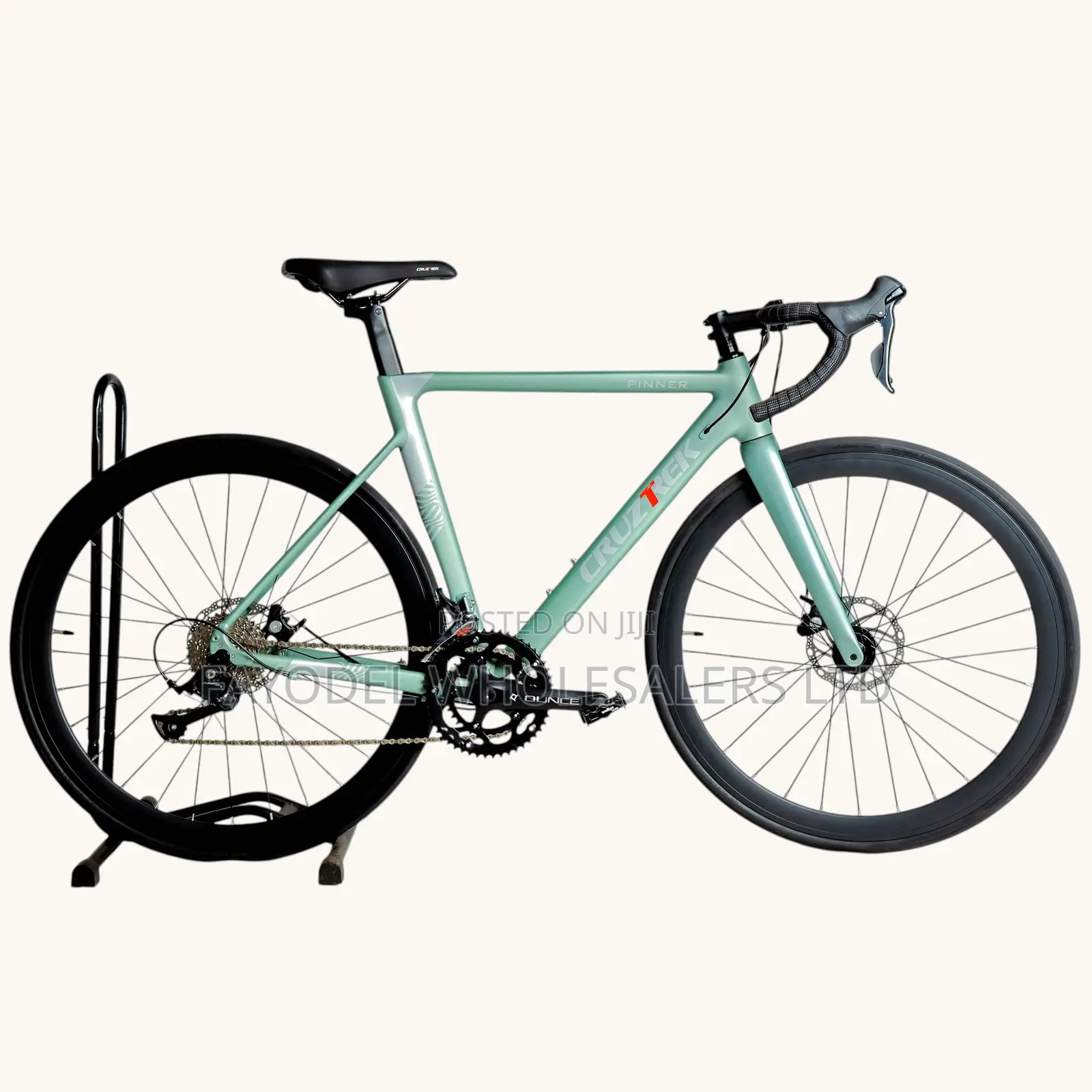 Cruztek Adult Mountain Bike – Comfortable Easy to Ride