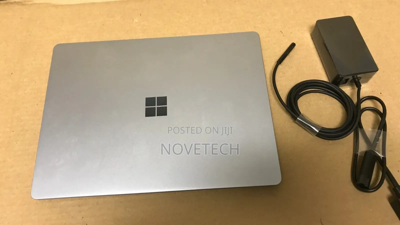 Laptop Microsoft Surface Go 16GB Intel Core i5 SSD 256GB