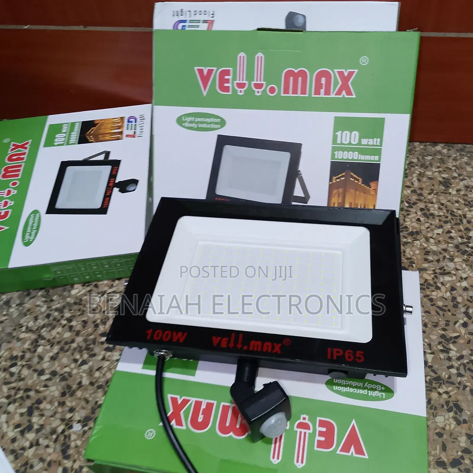 Vellmax Floodlight 100 Watts With Inbuilt Motion Sensor, Water Proof