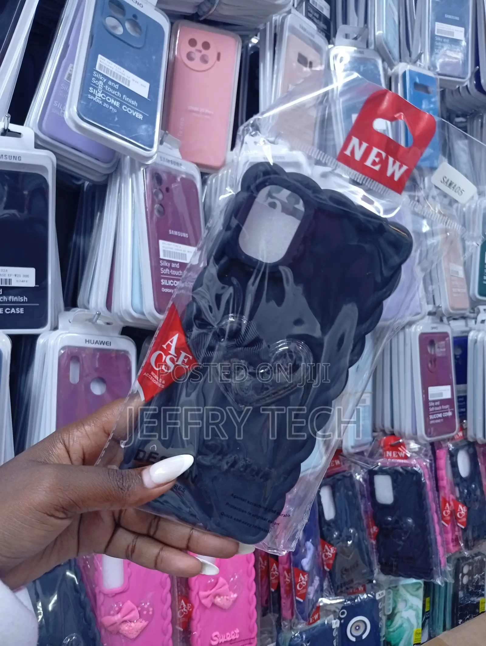 Features a Silicone Phone Case, Likely Compatible With Huawei