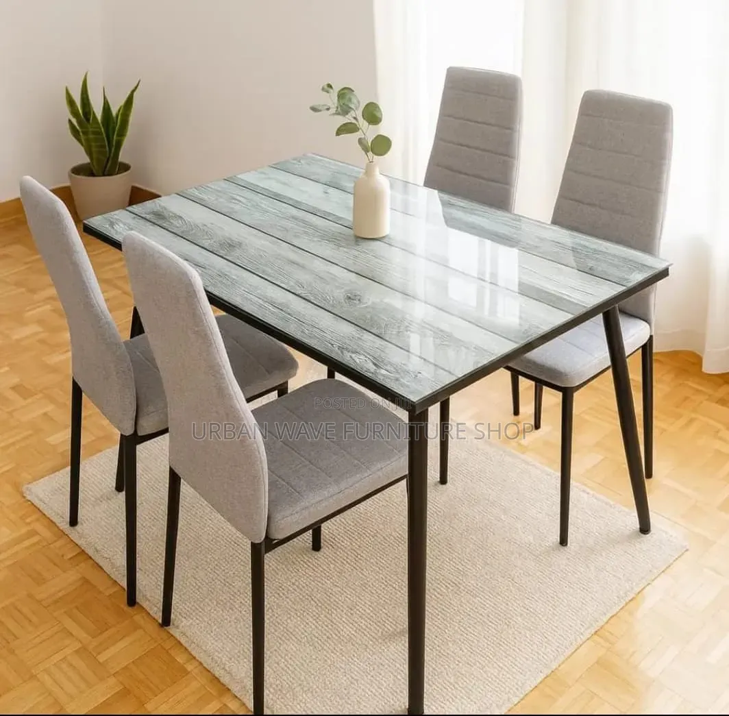 Families Meeting Dining Table Set