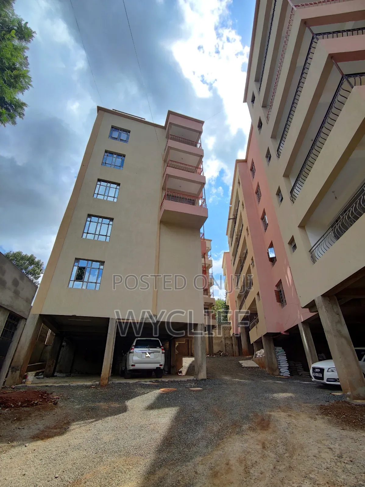 1bdrm Apartment in Ole Polos for sale