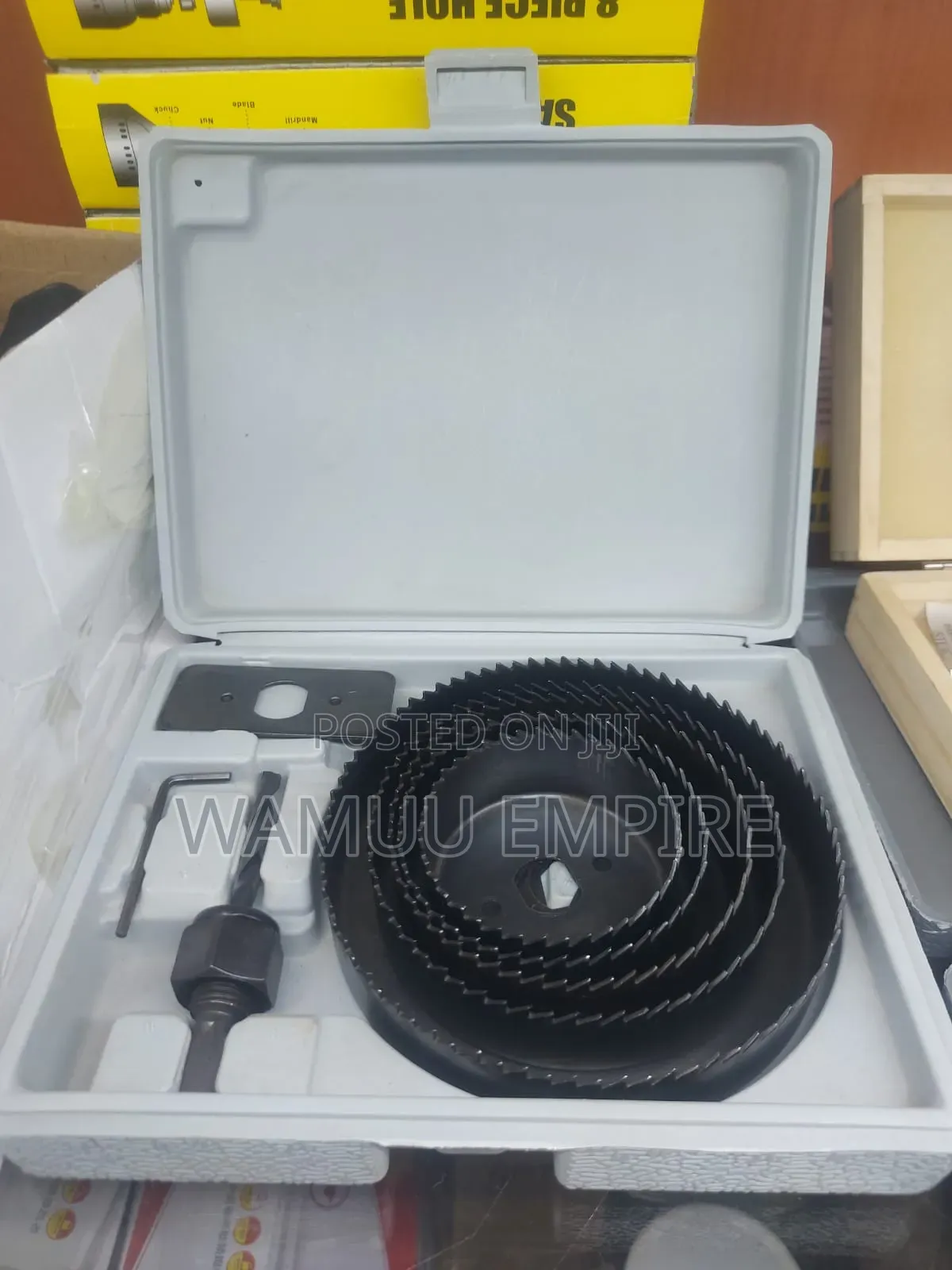 8-Piece Professional Hole Saw Kit