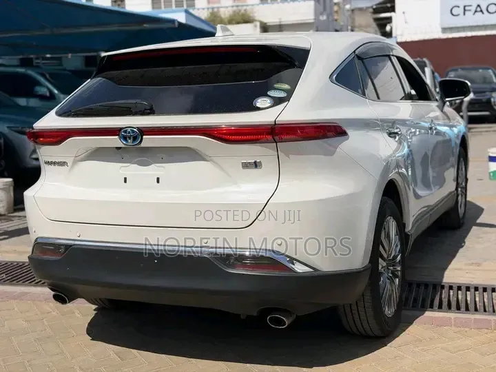 Toyota Harrier 2020 Off white