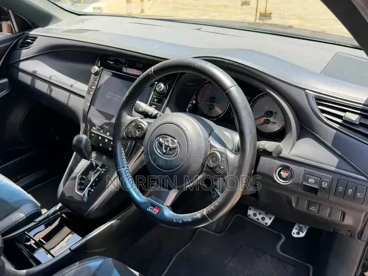 Toyota Harrier 2.0 Turbo 4WD 2019 Matt Black