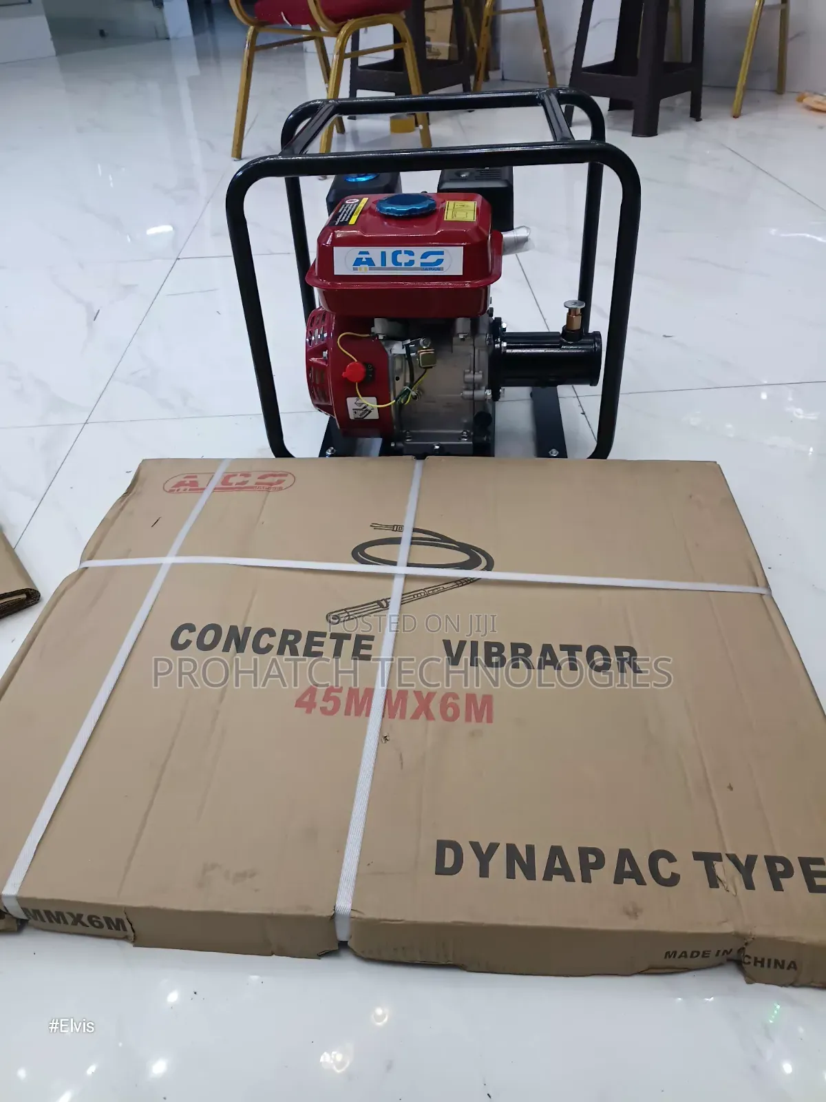Aico Japan Concrete Vibrator With Poker