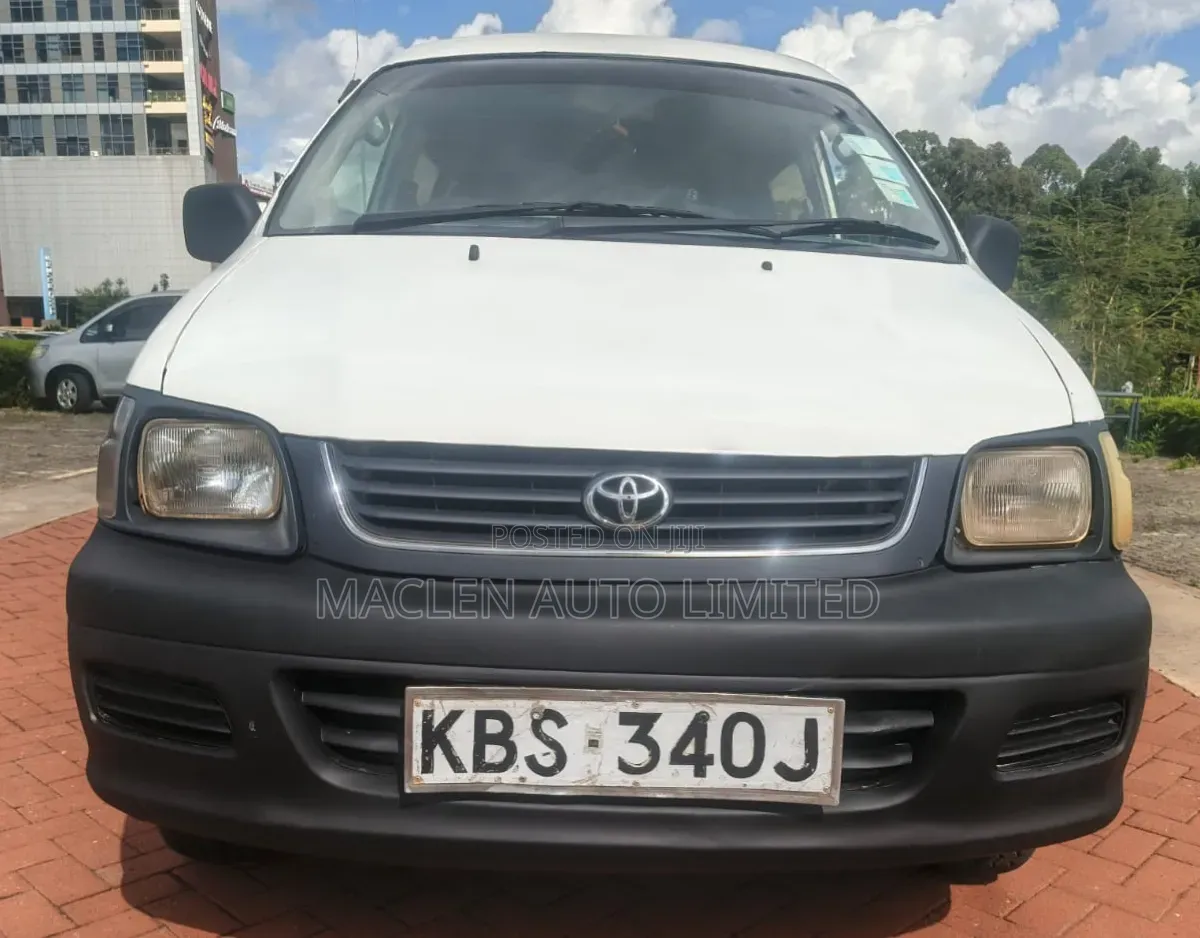Toyota TownAce 2005 White