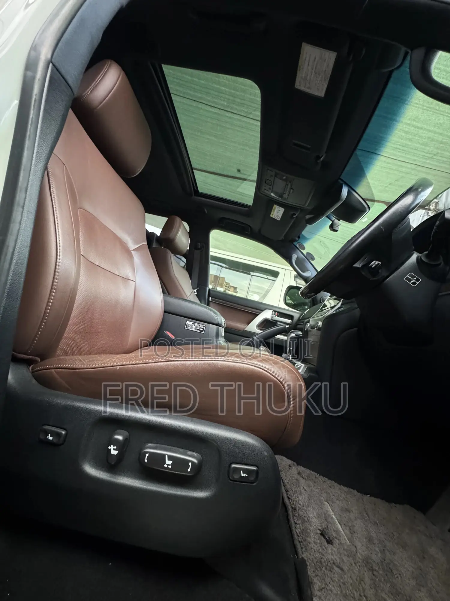 Toyota Land Cruiser 4.6 V8 ZX 2019 White