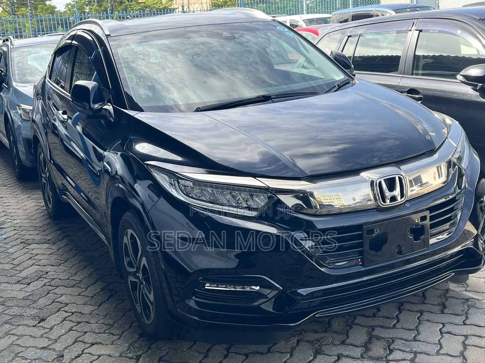 Honda Vezel 2019 Matt Black