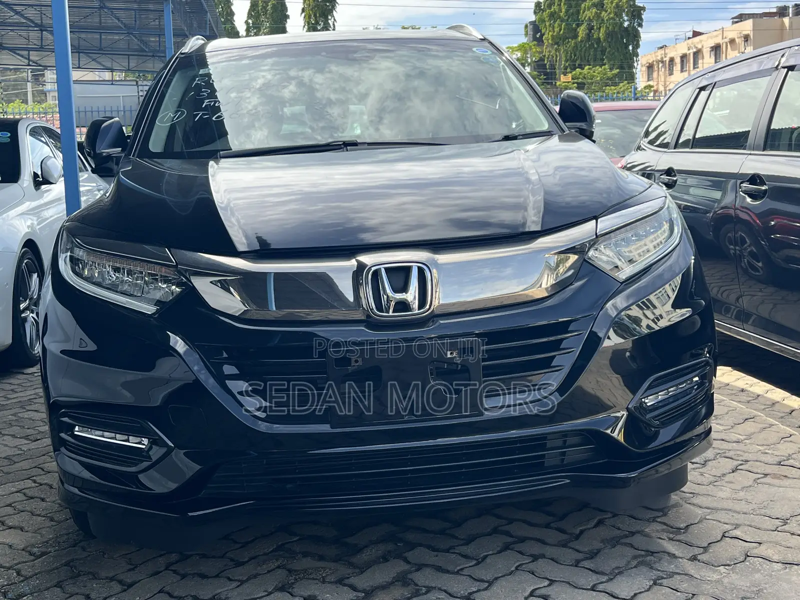 Honda Vezel 2019 Matt Black