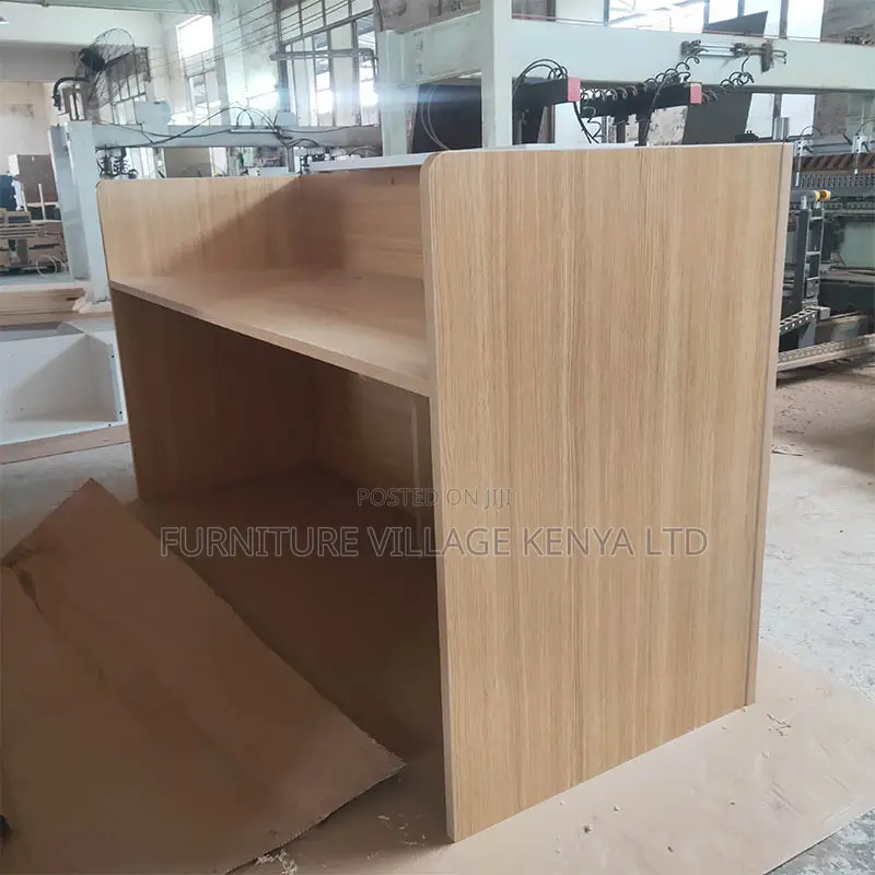1.6m Brown Customized Front Reception Desk