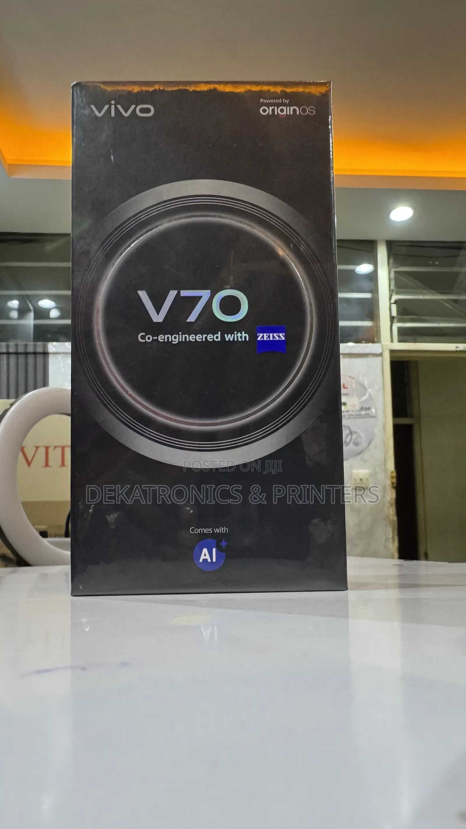 New Vivo V70 512 GB Gray