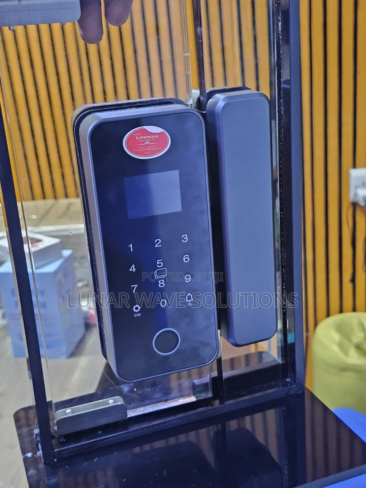 Automatic Glass Door Lock With App and Fingerprint Sensor