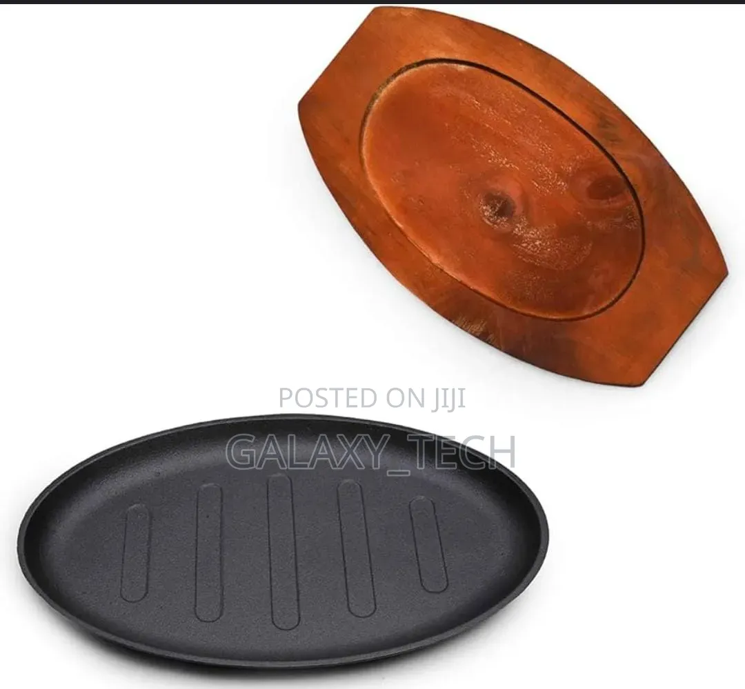 Cast Iron Hot Sizzling Plate + Wooden Tray