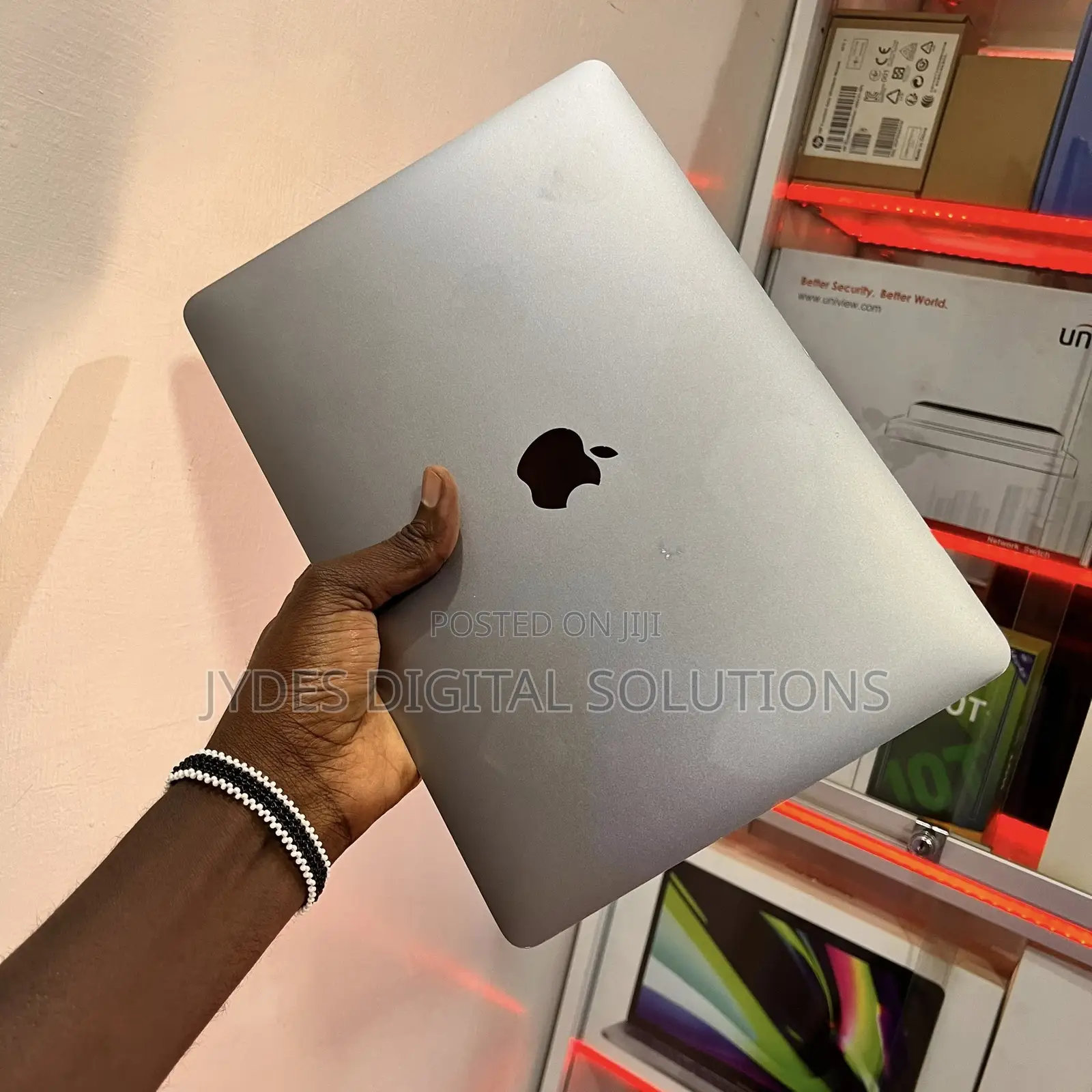 Laptop Apple MacBook Pro 2017 16GB Intel Core i7 SSD 1T