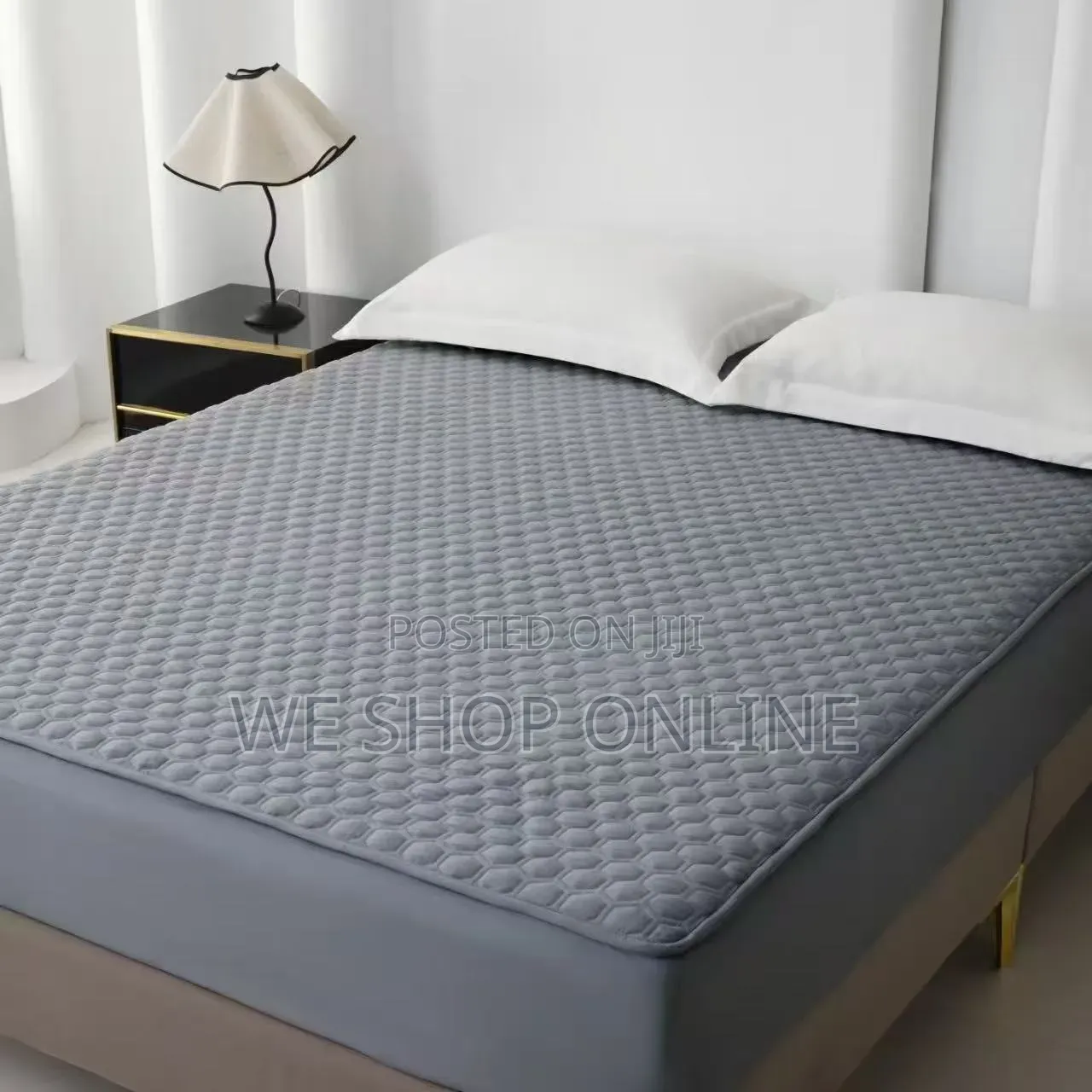 Breathable Fitted Mattress Protector, Queen Size and King Size