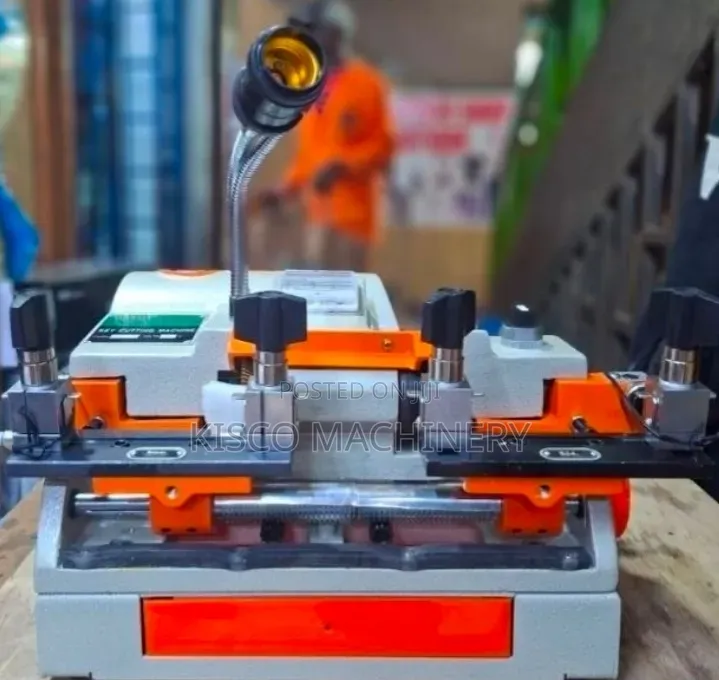 Electric Key Cutting Machine/Key Cutting Machine