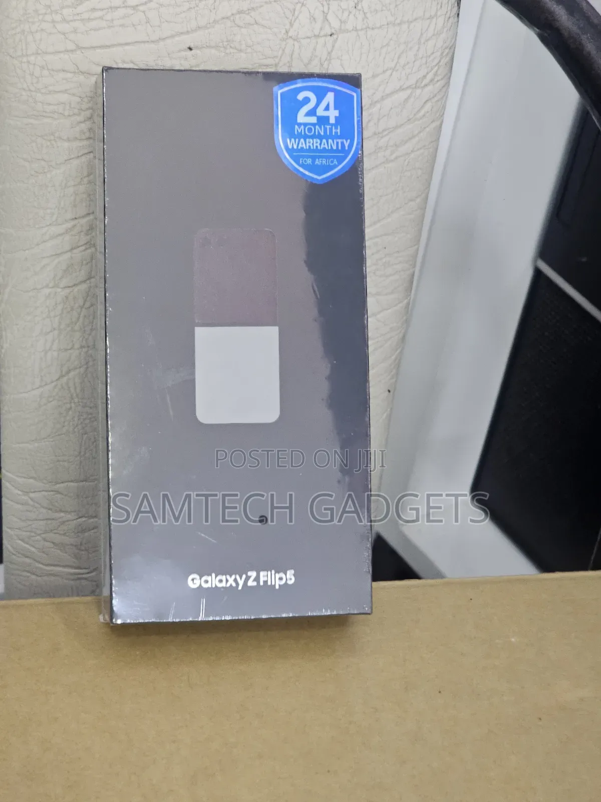 New Samsung Galaxy Z Flip 5 256 GB Blue