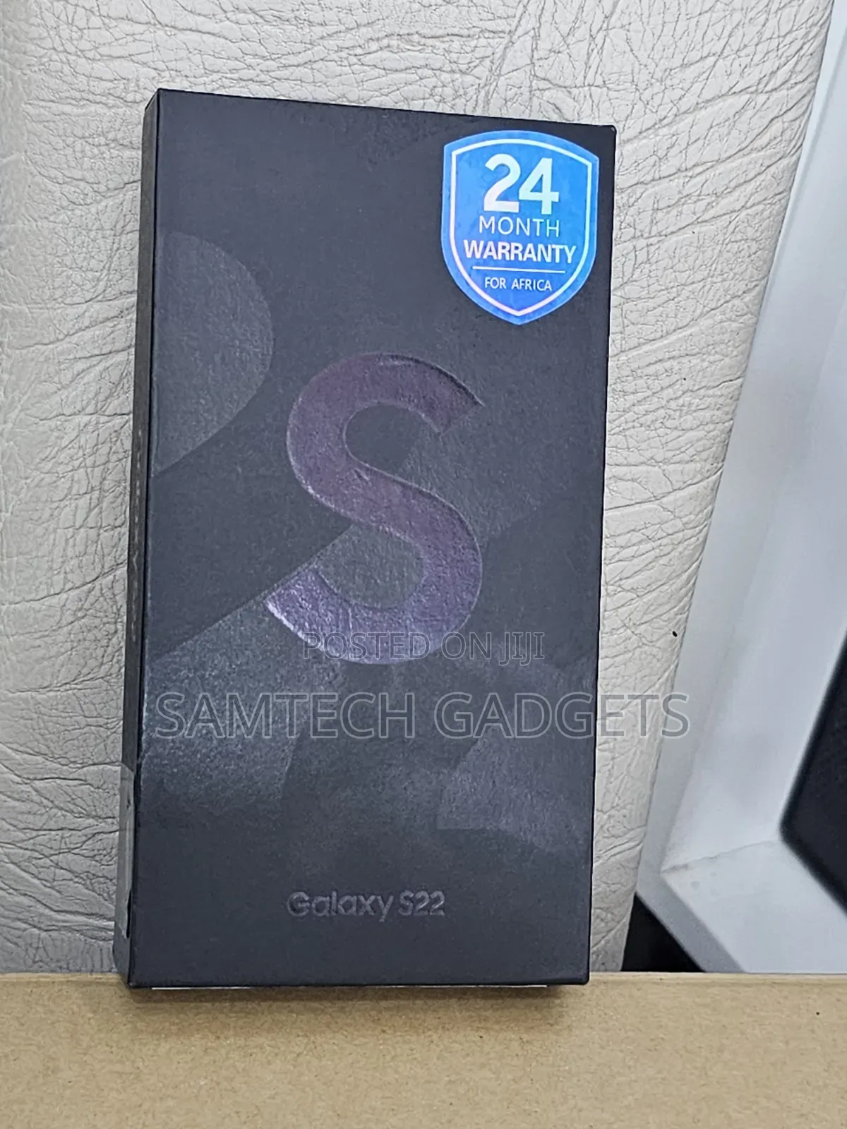 New Samsung Galaxy S22 5G 256 GB Black