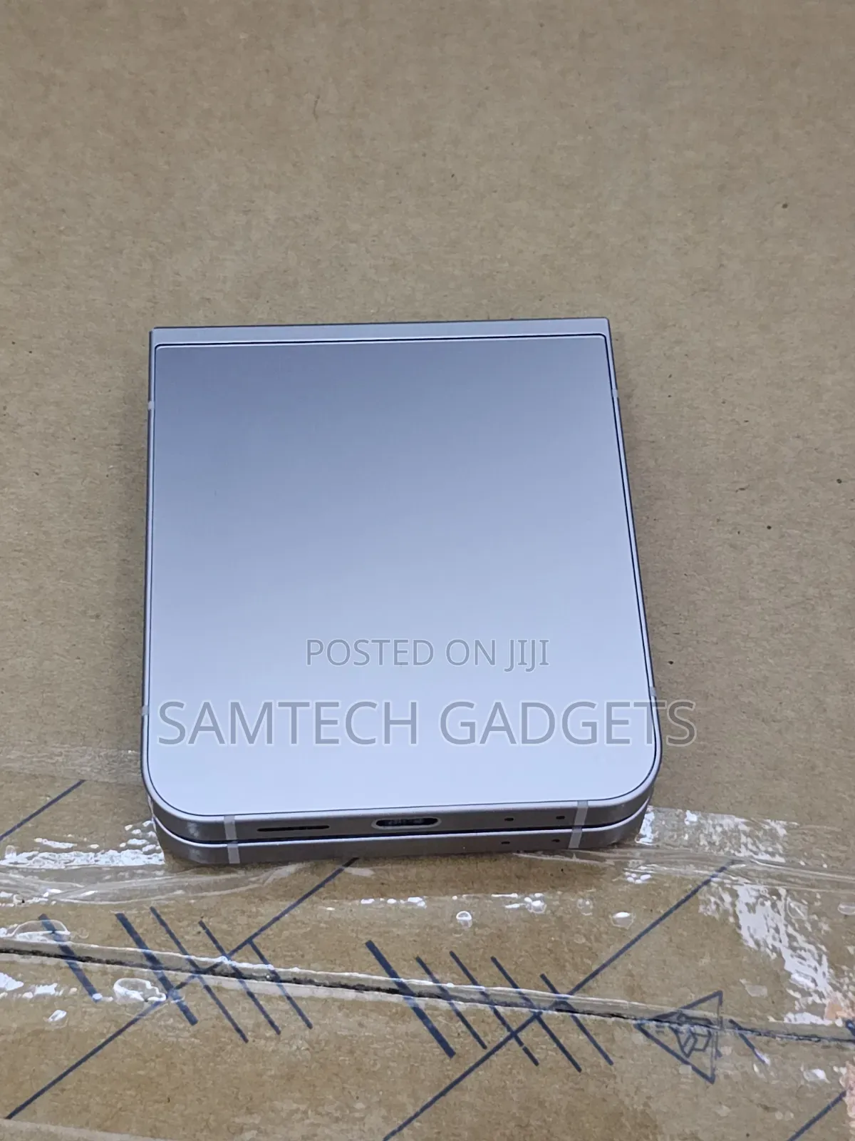 Samsung Galaxy Z Flip6 256 GB Gray