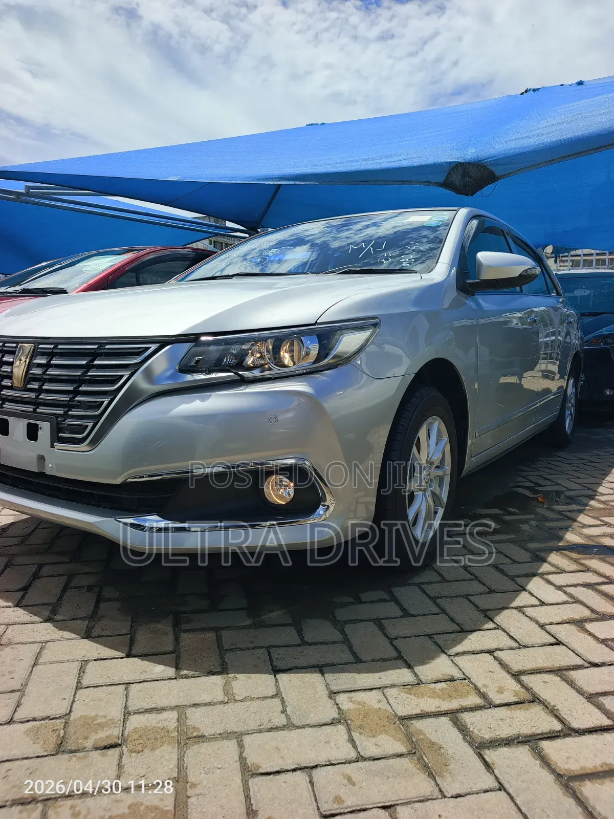 Toyota Premio 2019 Silver