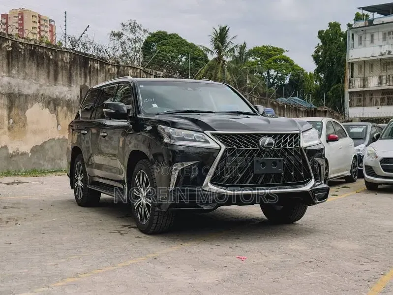 Lexus LX 570 (5 seats) AWD 2018 Matt Black