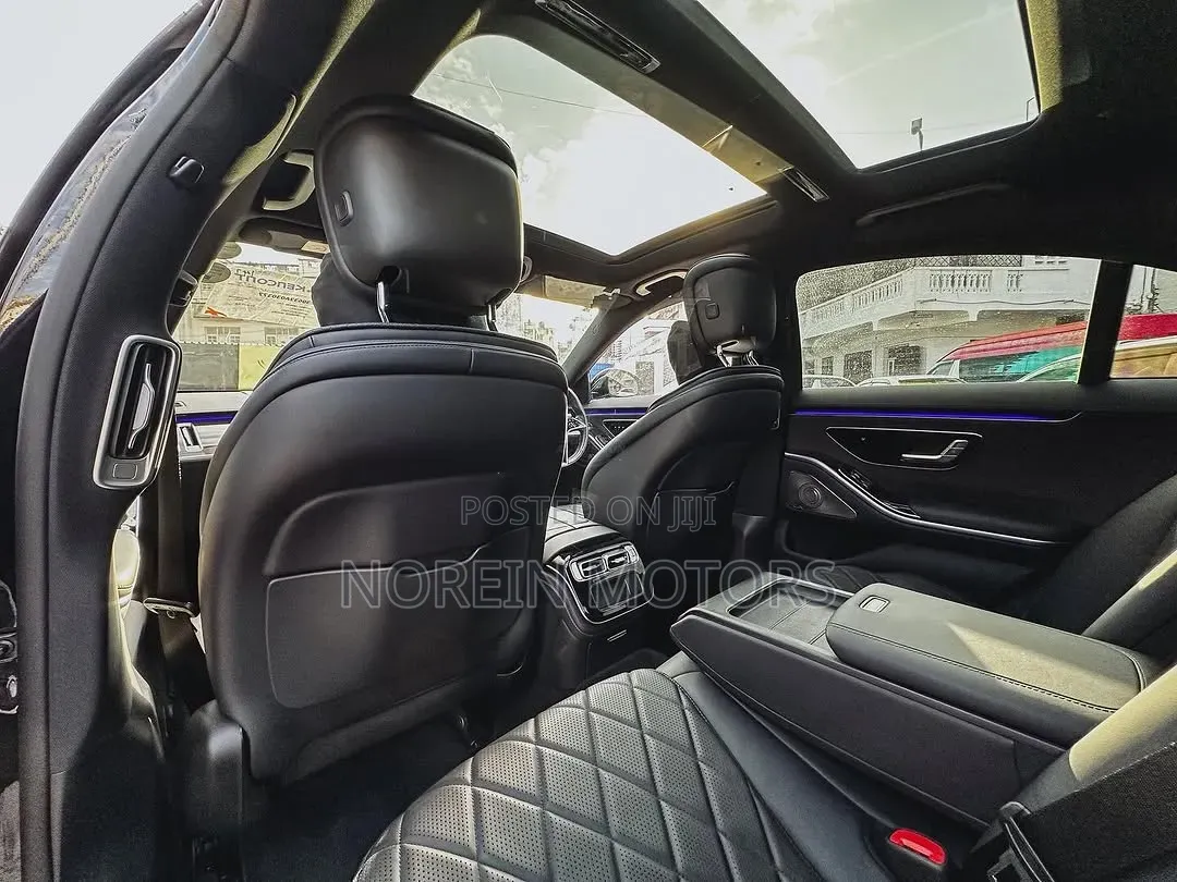 Lexus LX 570 (5 seats) AWD 2018 Matt Black