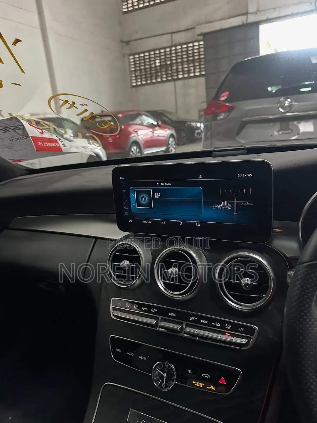 Mercedes-Benz C200 2020 Matt Black