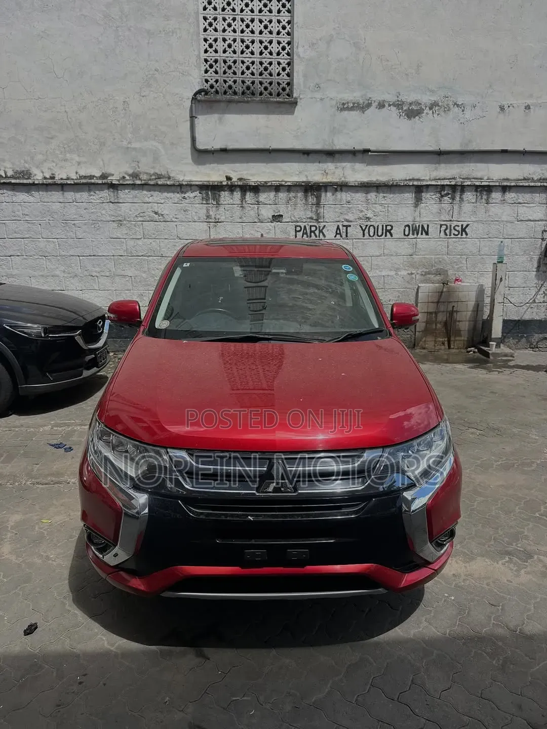 Mitsubishi Outlander 2.4 PHEV AWD 2019 Red