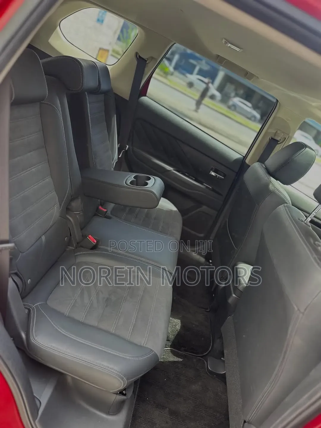 Mitsubishi Outlander 2.4 PHEV AWD 2019 Red