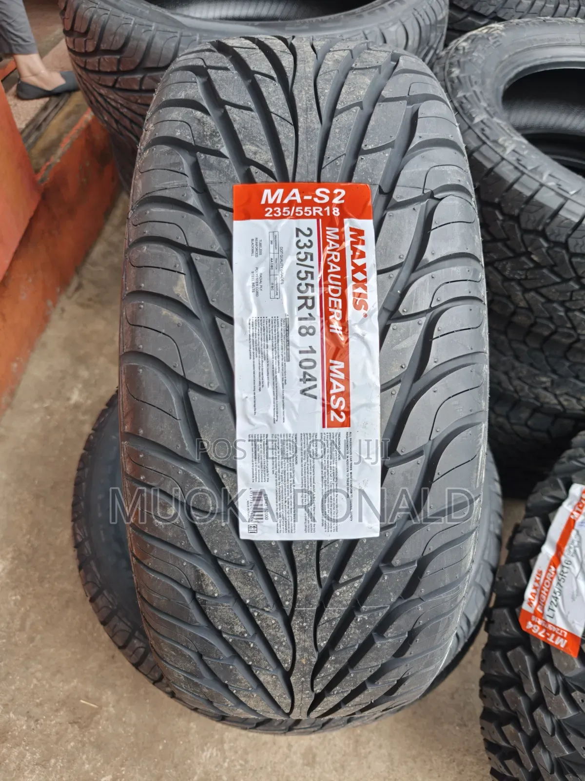 235/55r18 Maxxis Tyre (Marauder Ii). V-Shape