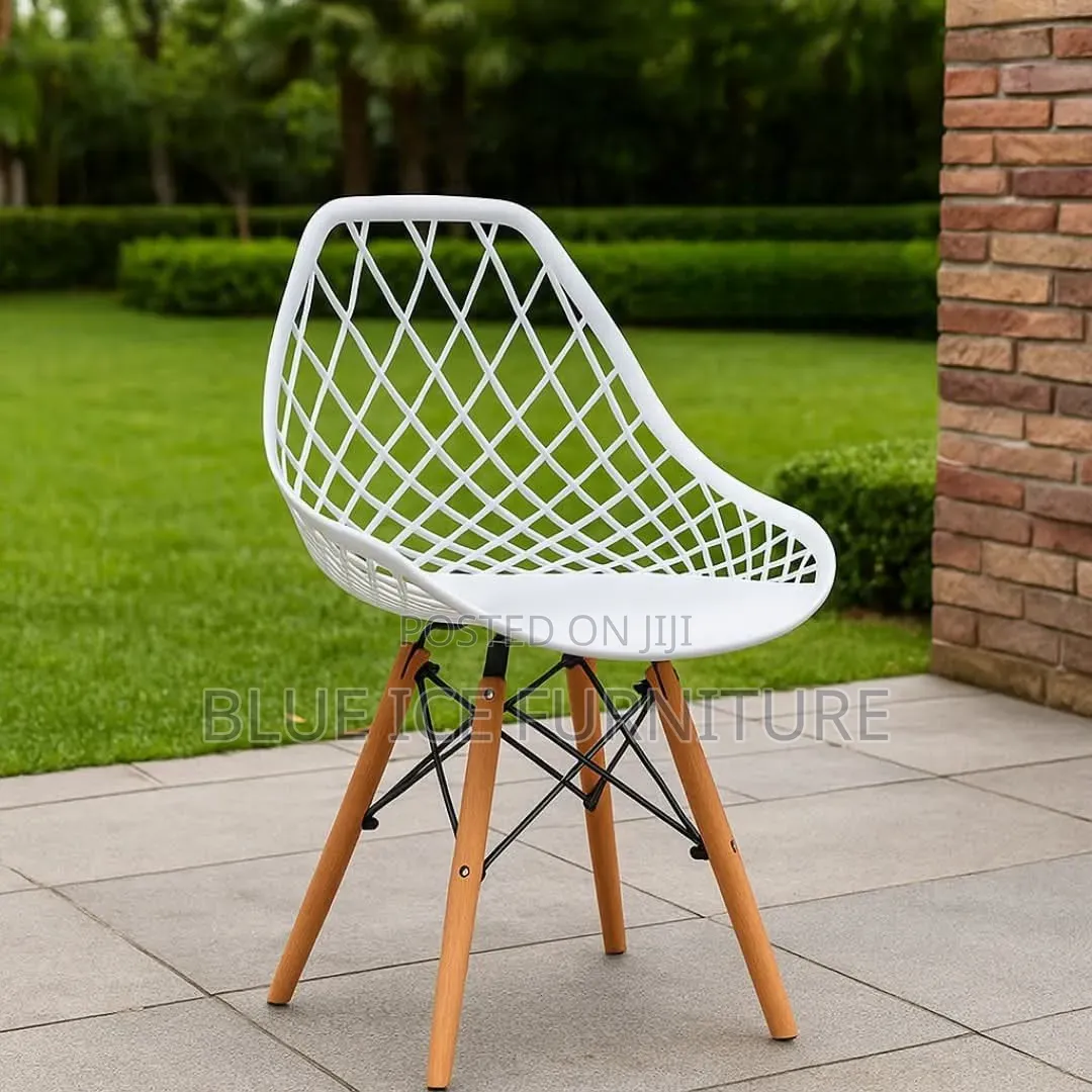 Eames Chair Mesh Back