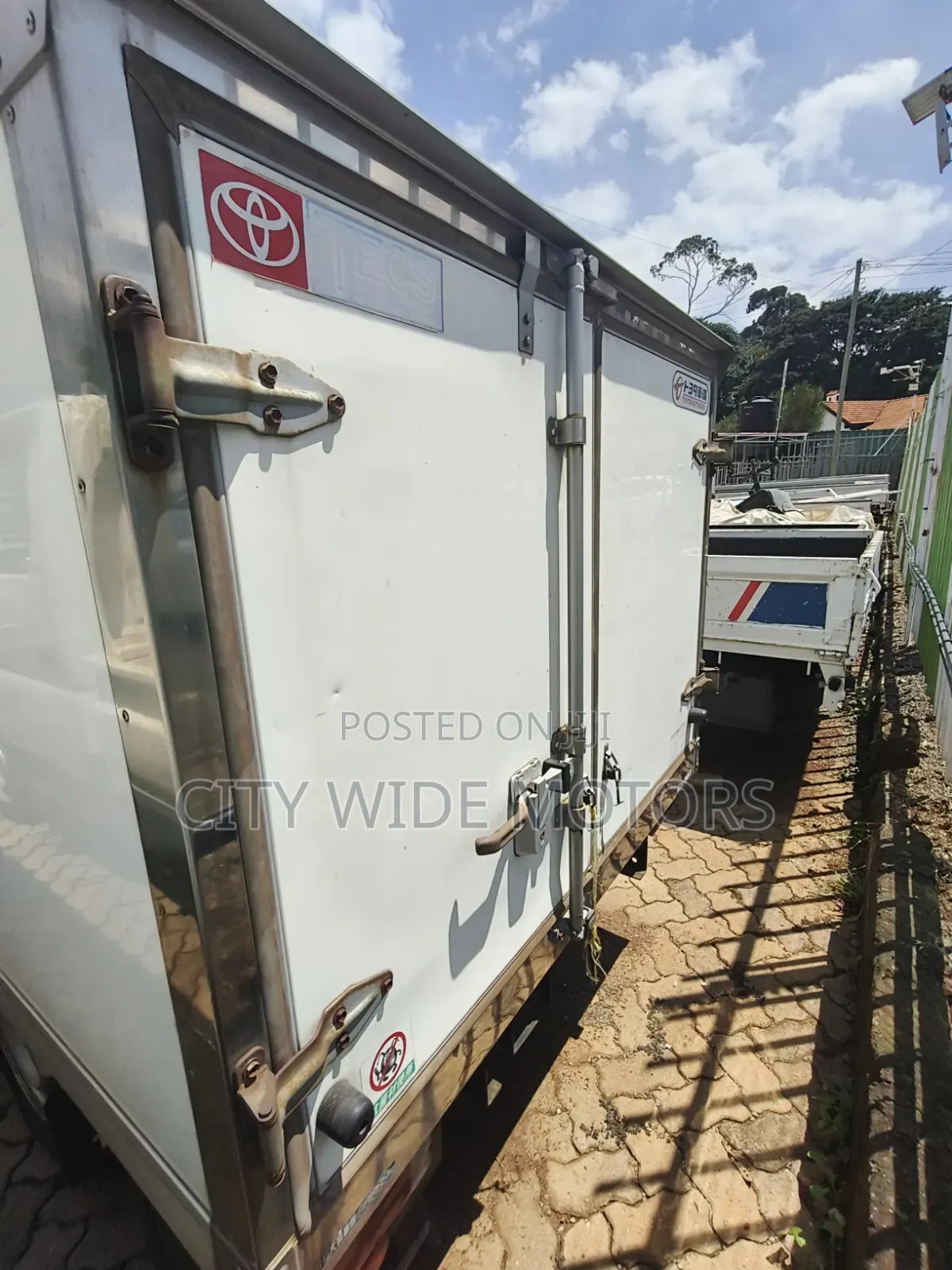 Dyna Fridge Body