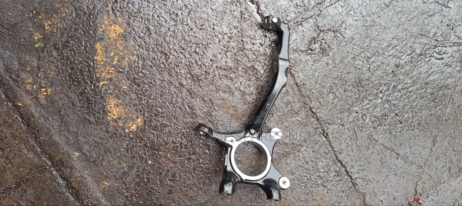 Revolution Steering Knuckles.