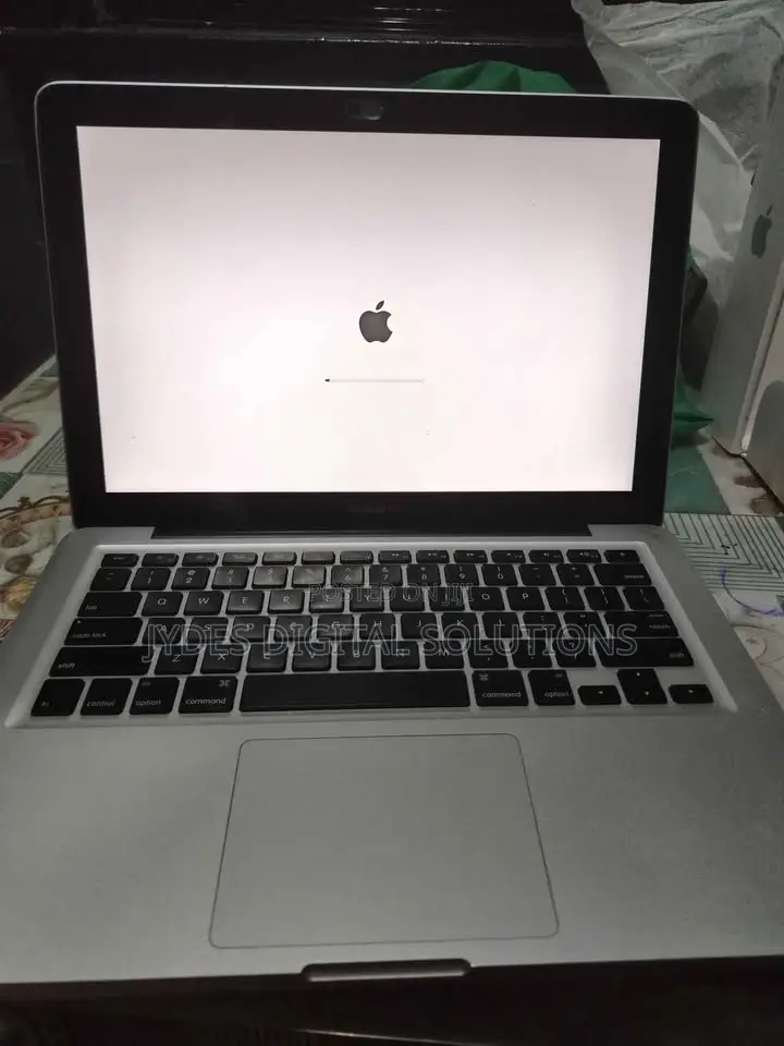 Laptop Apple MacBook Pro 2012 8GB Intel Core i5 SSD 256GB