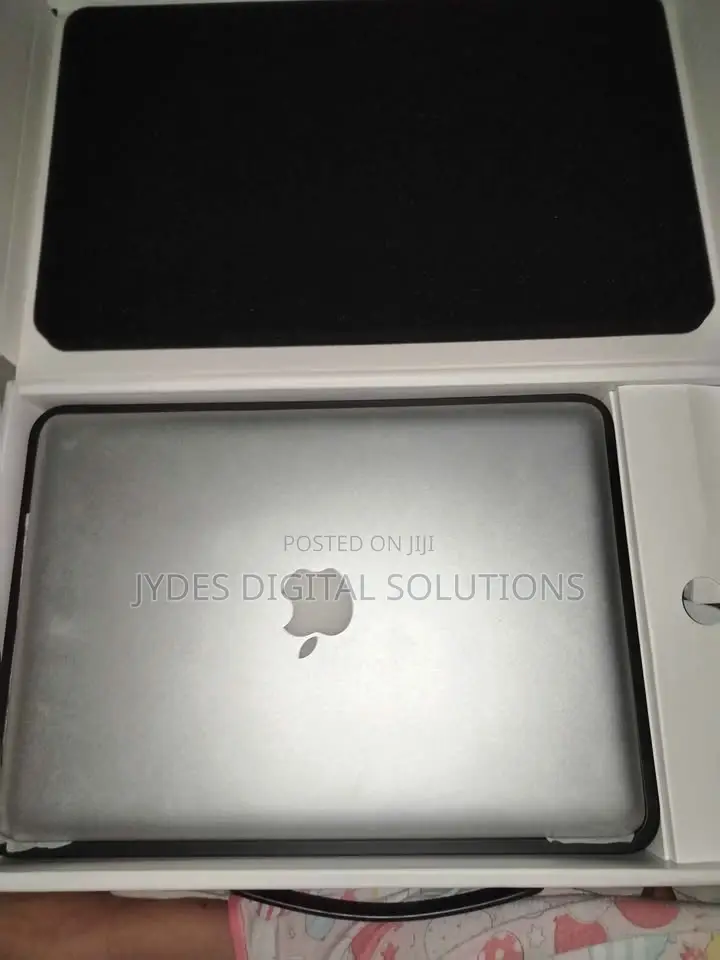 Laptop Apple MacBook Pro 2012 8GB Intel Core i5 SSD 256GB