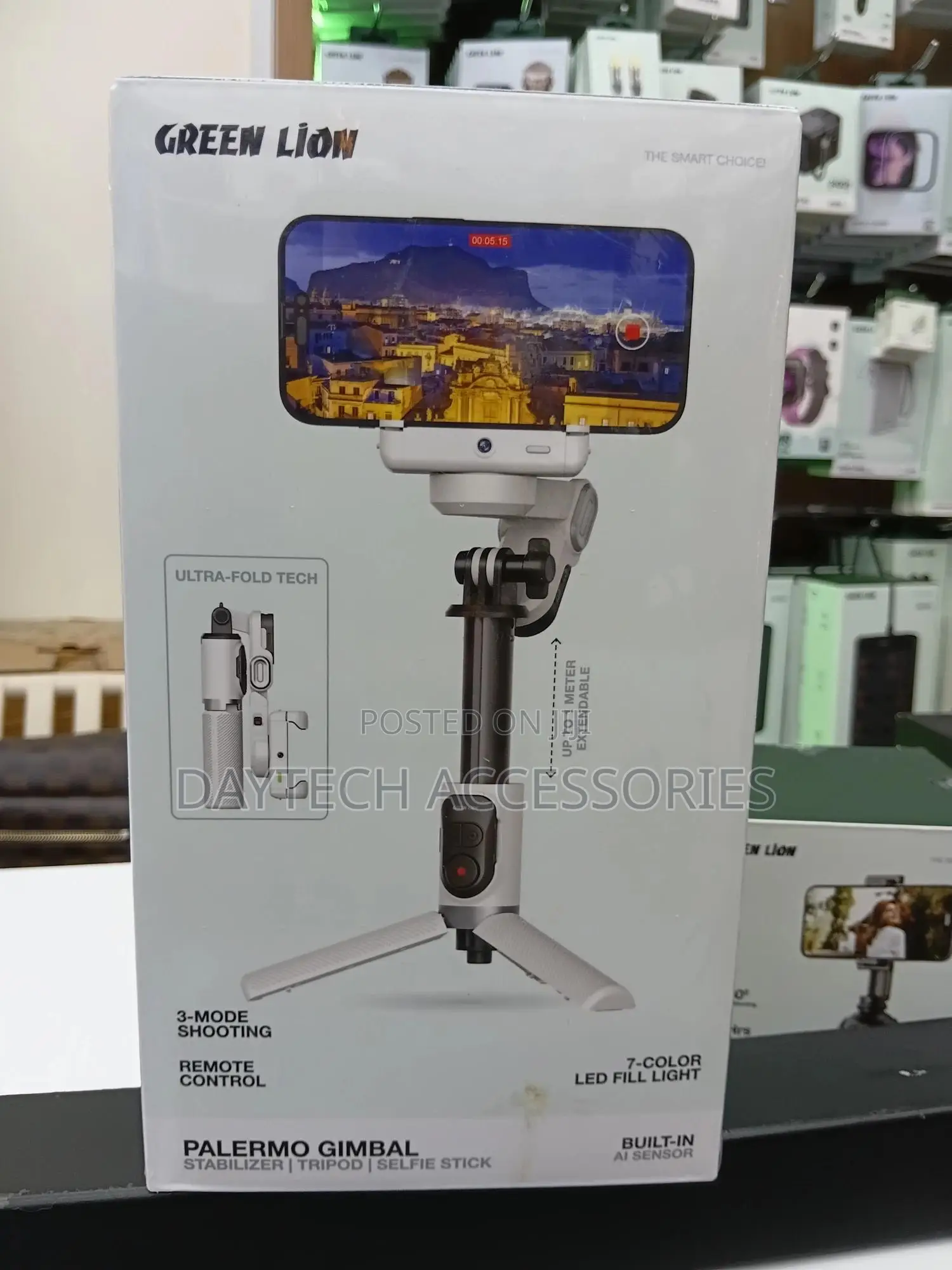 This Is a Green Lion Palermo Gimbal Stabilizer in White.