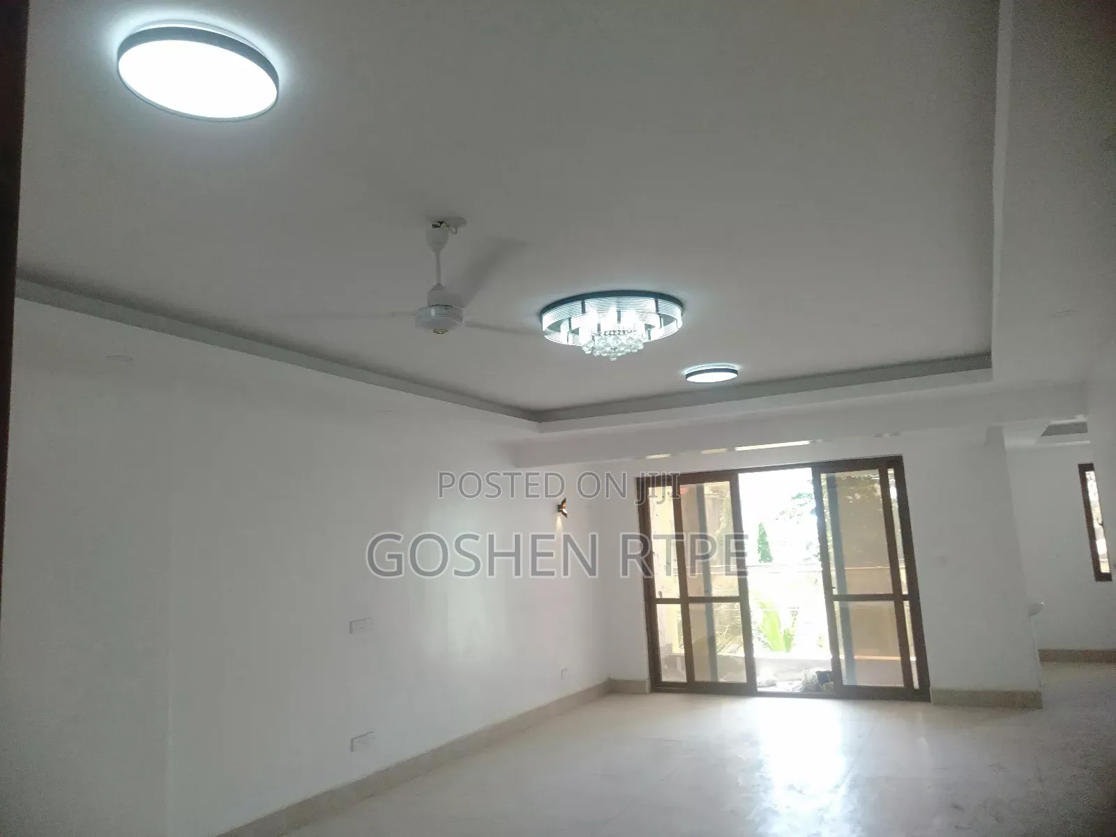 4bdrm Apartment in Kizingo for sale