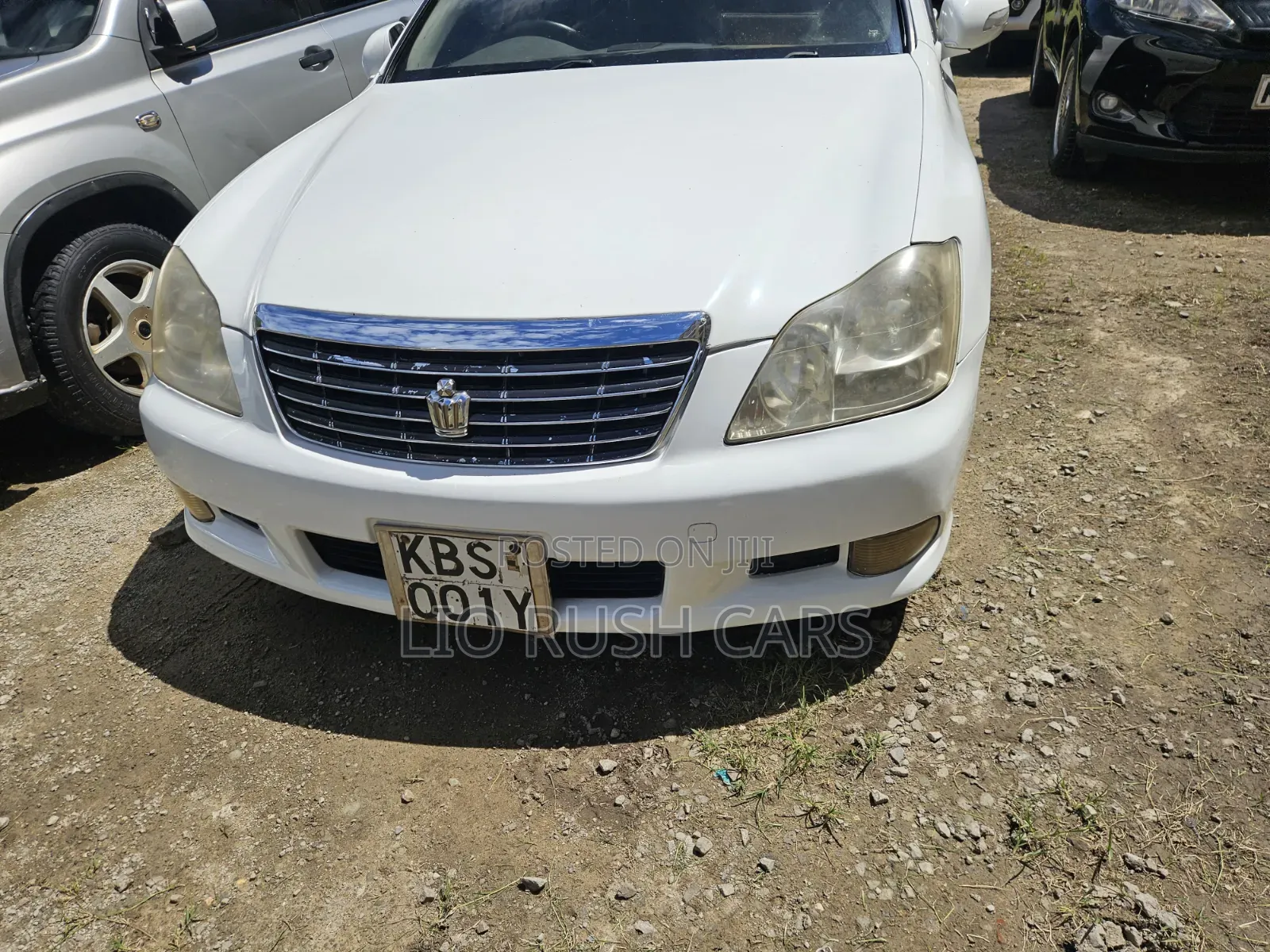 Toyota Crown 2006 White