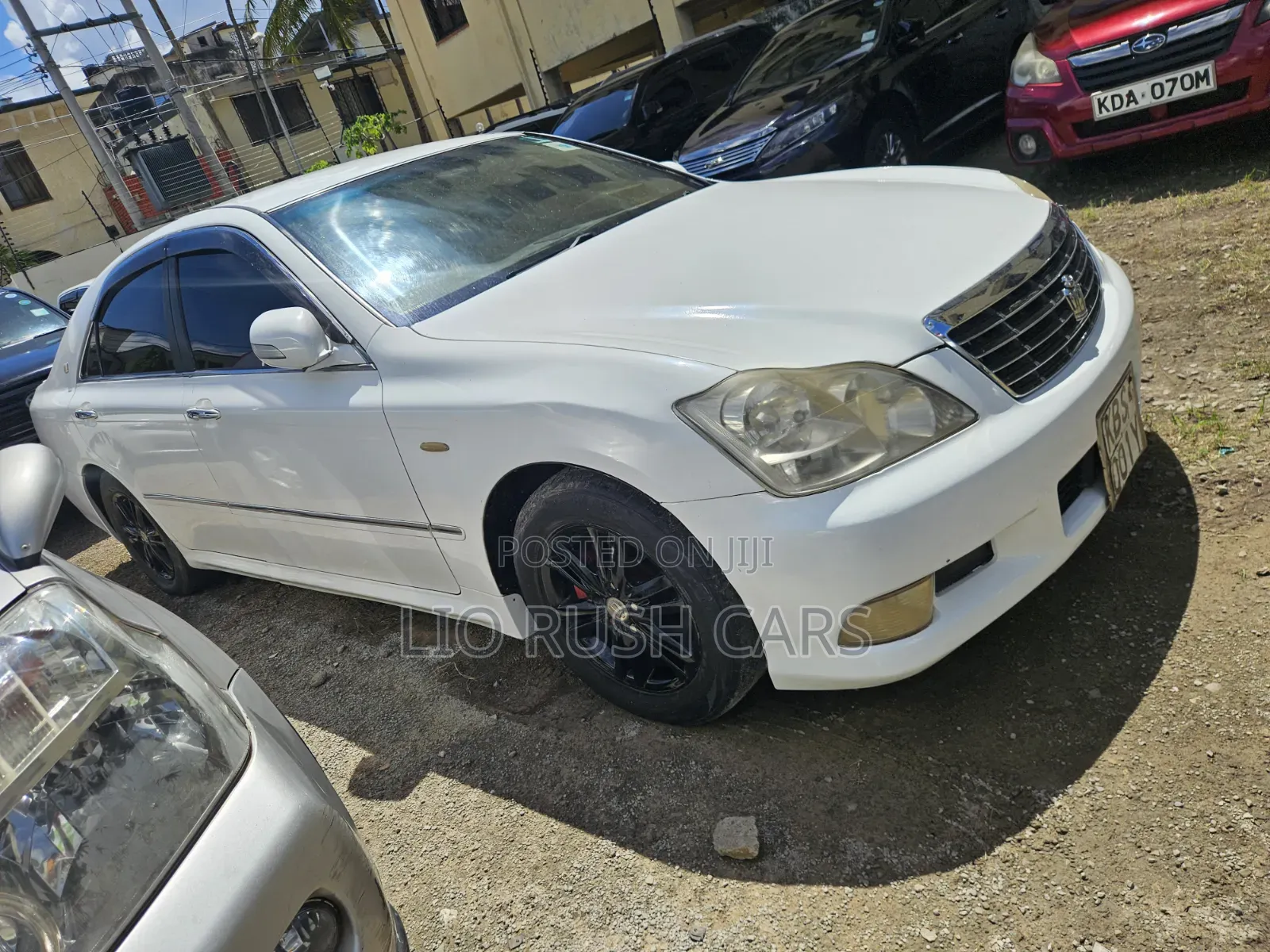 Toyota Crown 2006 White