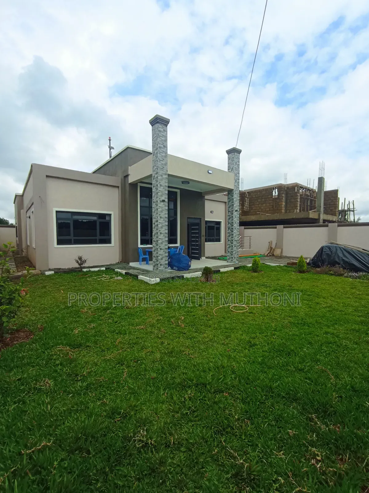3bdrm Bungalow in Karai for sale