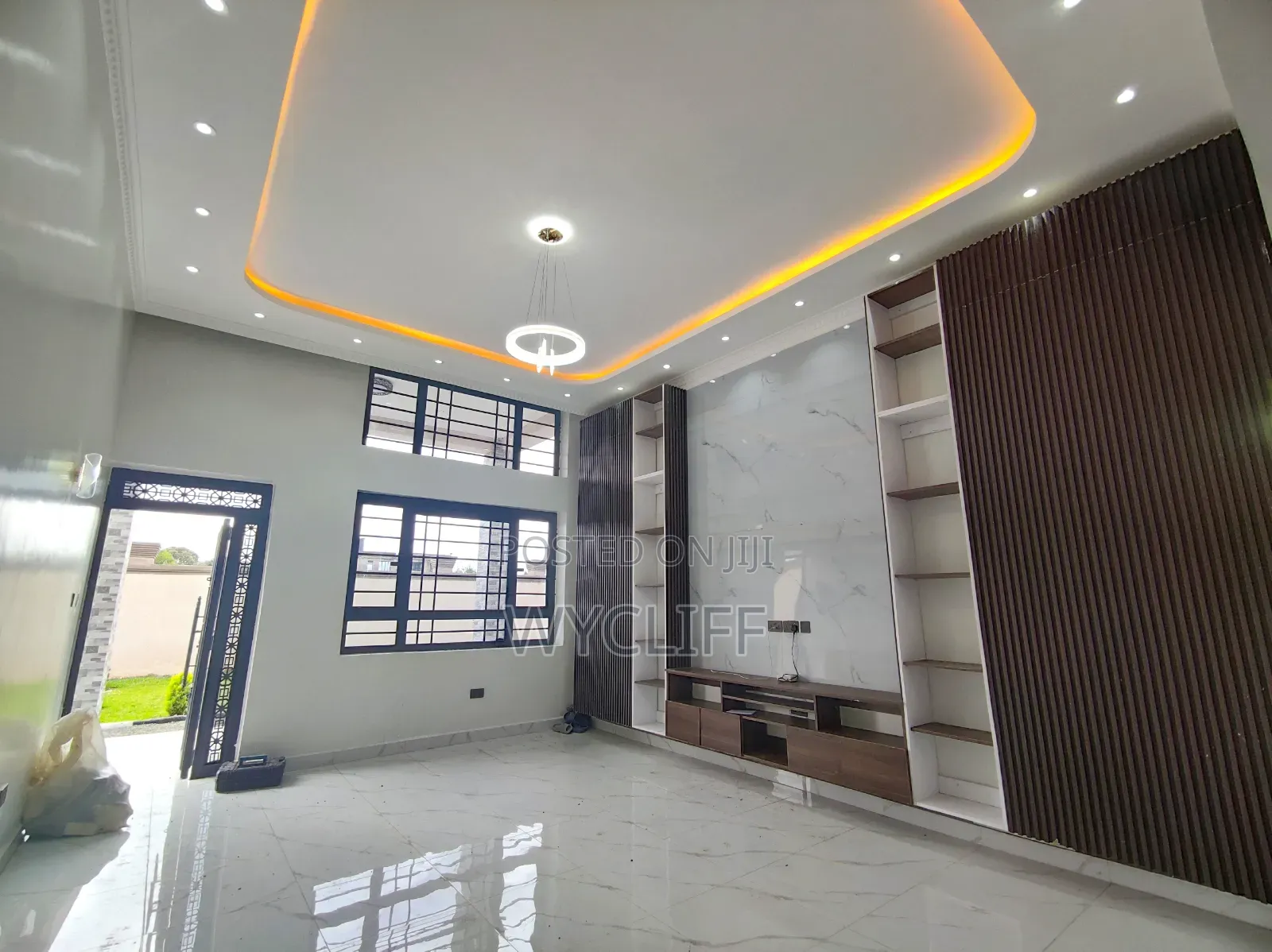 3bdrm Bungalow in Karai for sale